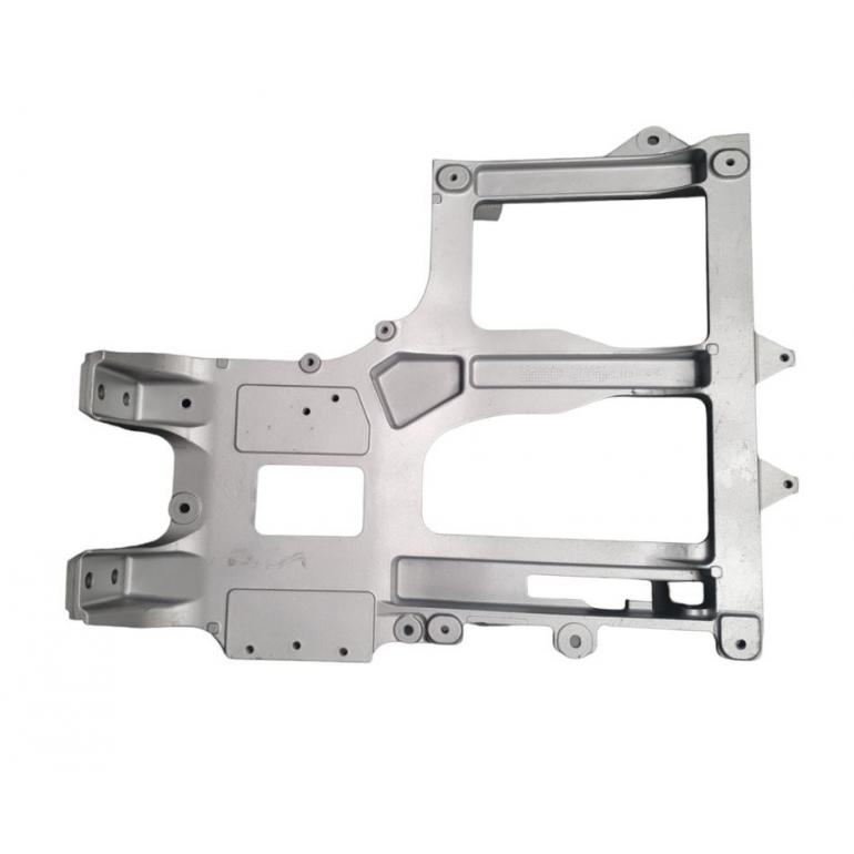 MUDGUARD SUPPORT BRACKET DRIVER SIDE RH