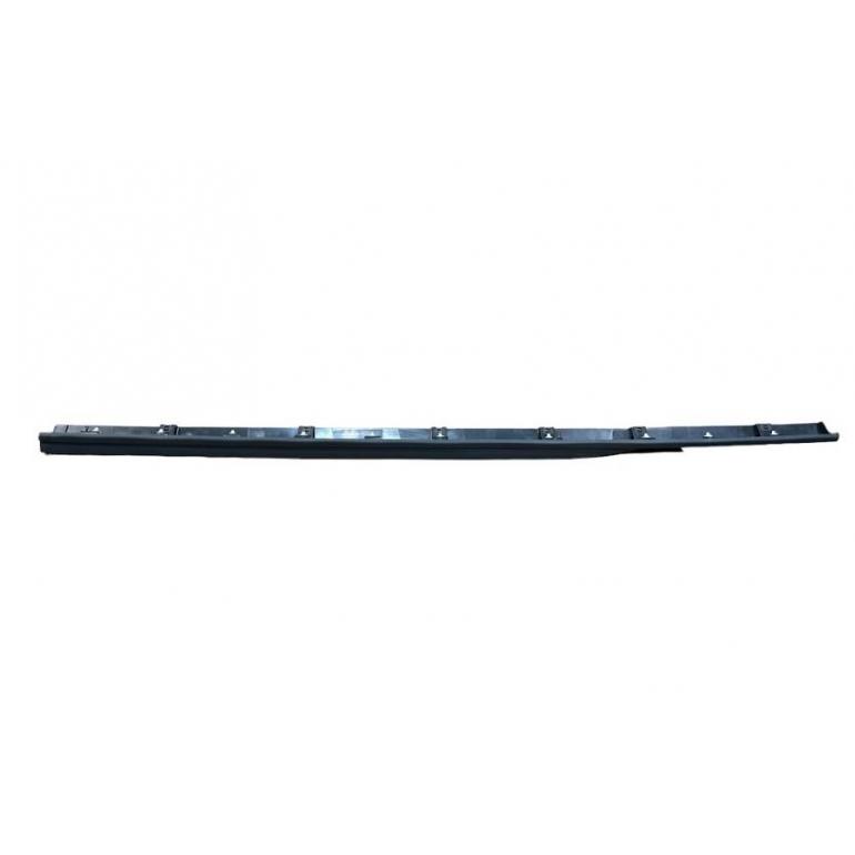 GREY LOWER SIDE SPOILER MOULDING PANEL PASSENGER SIDE LH