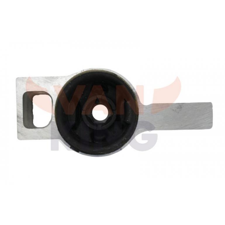 FRONT OR REAR AXLE CONTROL ARM BUSH DRIVER SIDE RH