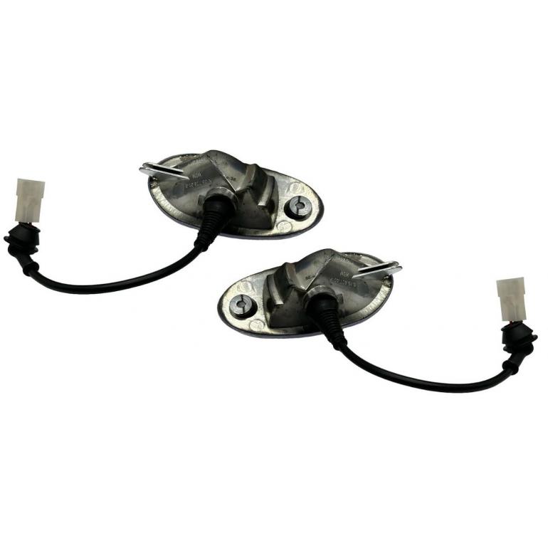 CLEAR ROOF MARKER LAMPS C/W SQUARE PLUG RH & LH