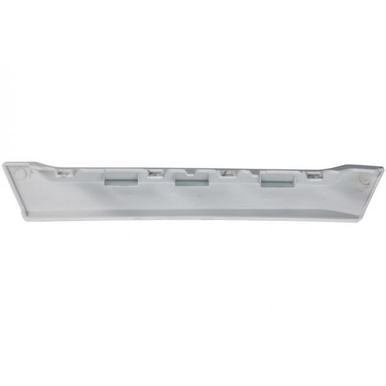 LOWER STEP SURROUND LOWER TRIM PANEL PASSENGER SIDE LH