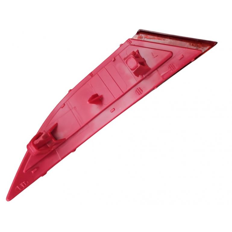 REAR BUMPER RED REFLECTOR DRIVER SIDE RH