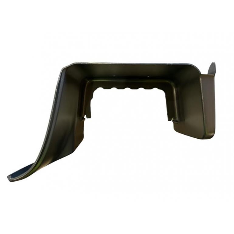 LOWER STEP SURROUND DRIVER SIDE RH