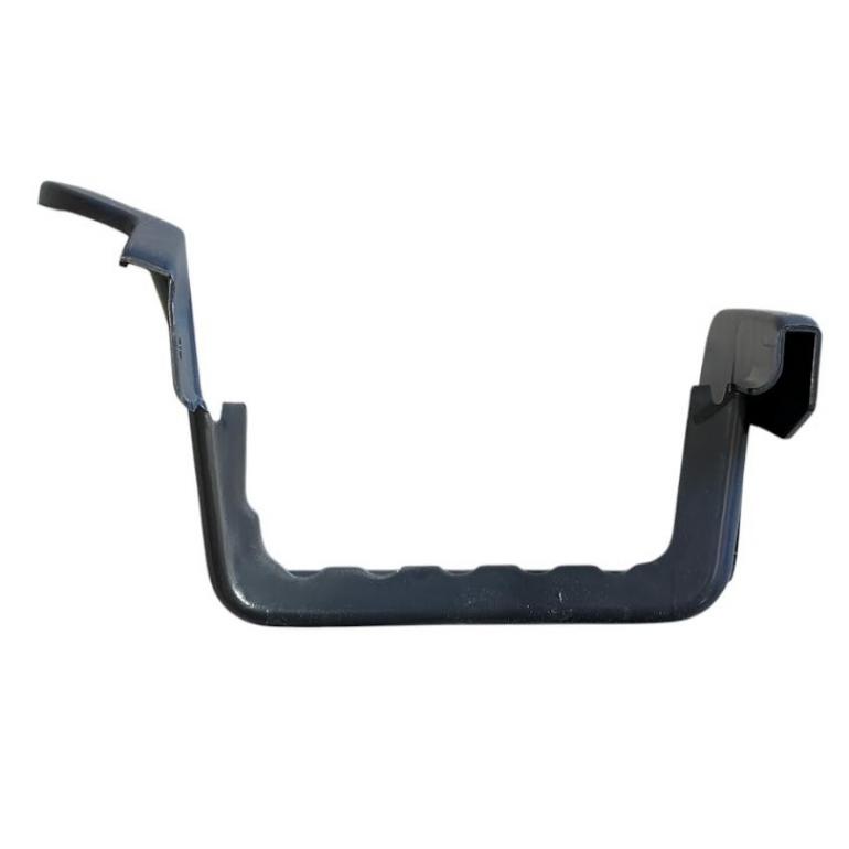 LOWER STEP SURROUND DRIVER SIDE RH