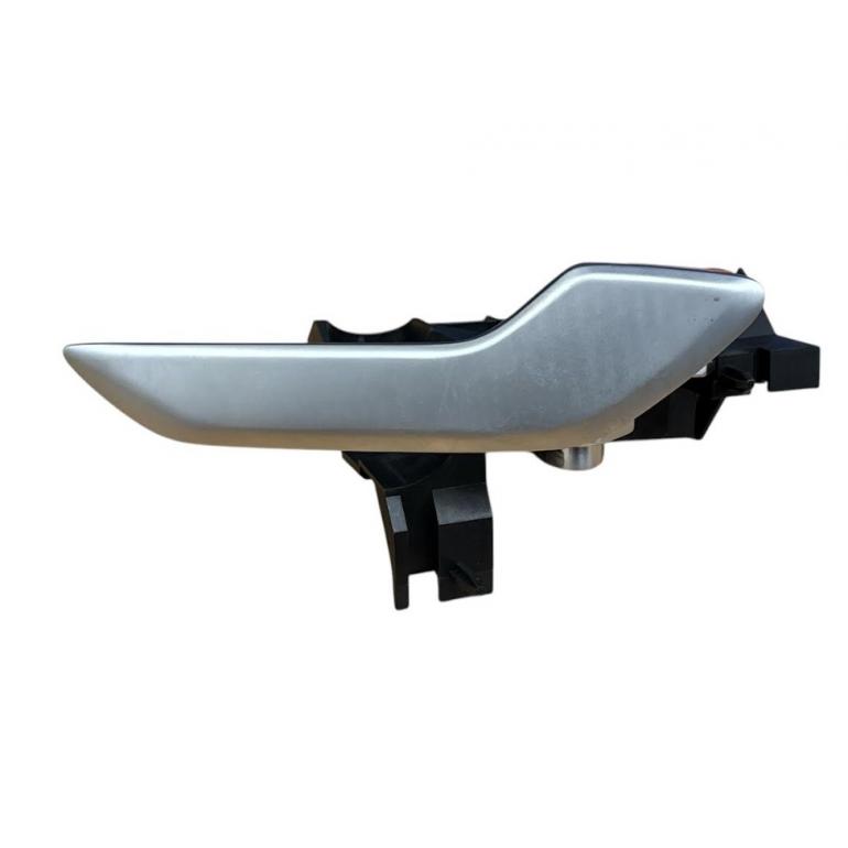 INTERNAL DOOR HANDLE DRIVER SIDE RH