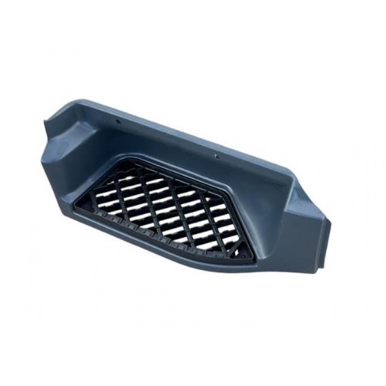 LOWER SINGLE STEP SURROUND WITH TREAD PLATE DRIVER SIDE RH