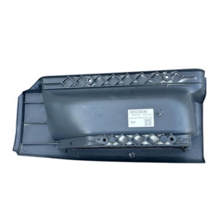 LOWER SINGLE STEP SURROUND WITH TREAD PLATE DRIVER SIDE RH