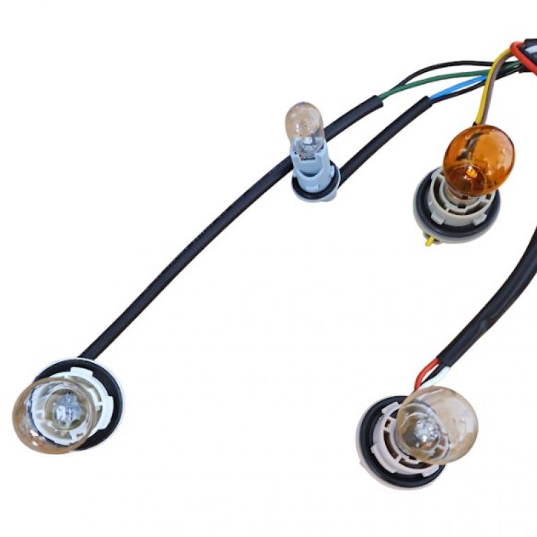 PANEL VAN REAR TAIL LAMP BULB HOLDER & WIRING LOOM ASSEMBLY