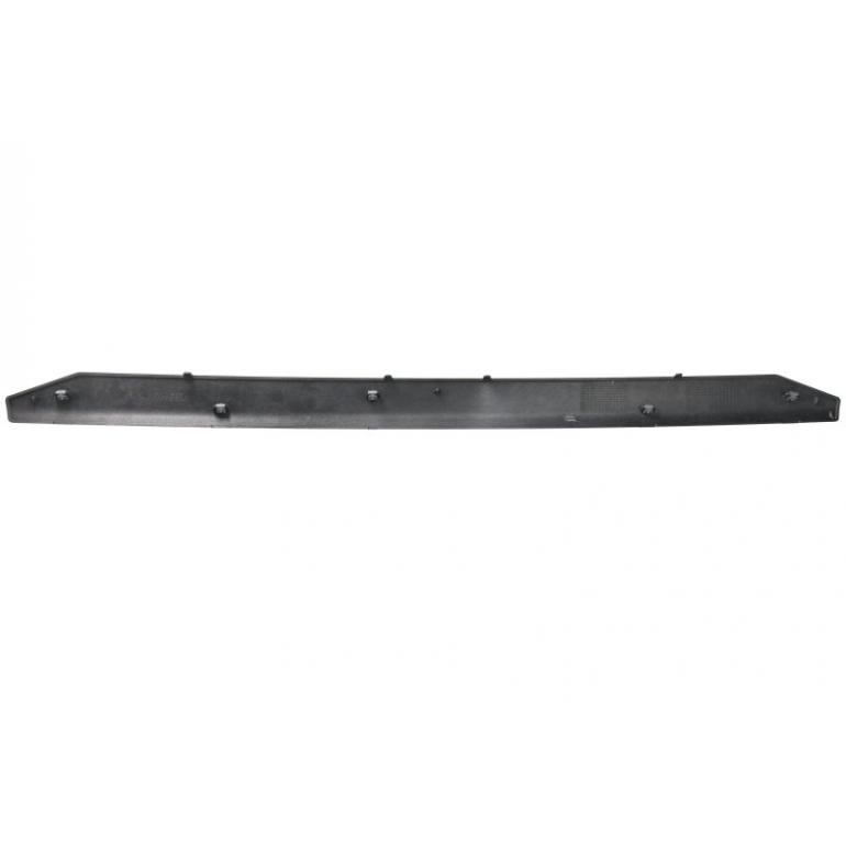 LOWER GRILLE CENTRE TRIM PANEL