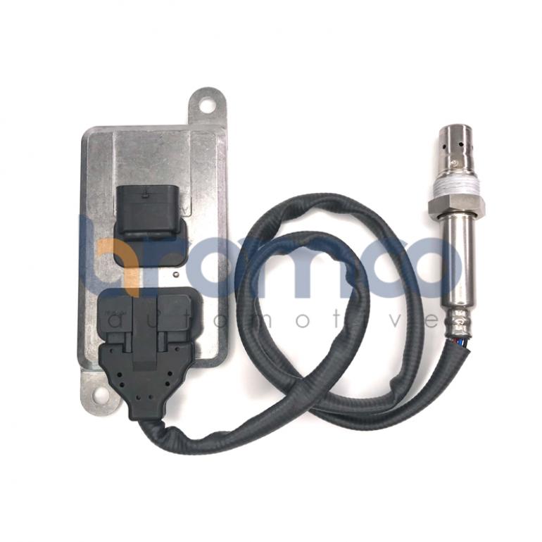 EXHAUST GAS NOx SENSOR BEFORE THE CATALYST