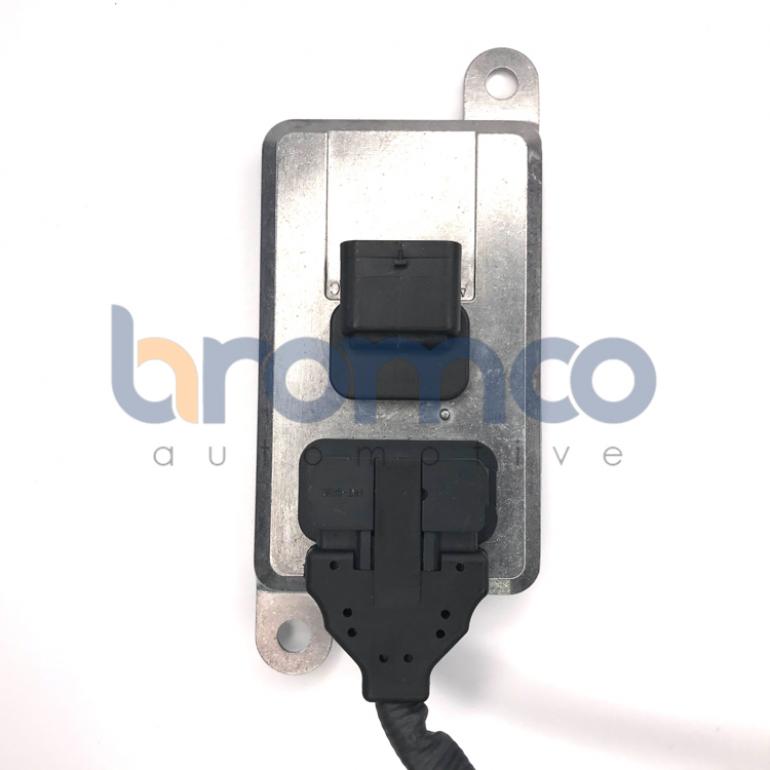 EXHAUST GAS NOx SENSOR BEFORE THE CATALYST