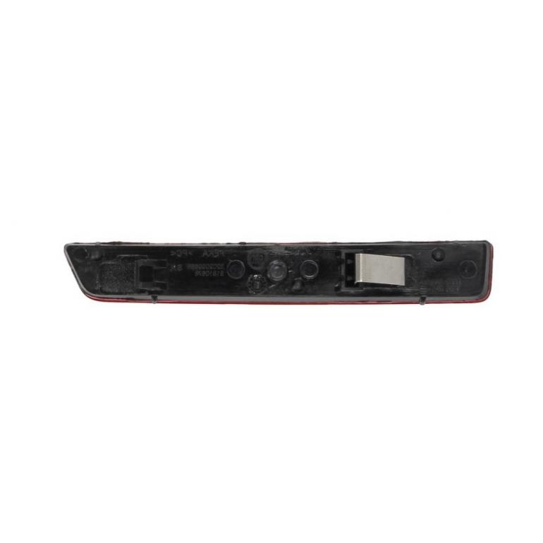 REAR BUMPER REFLECTOR DRIVERS SIDE RH