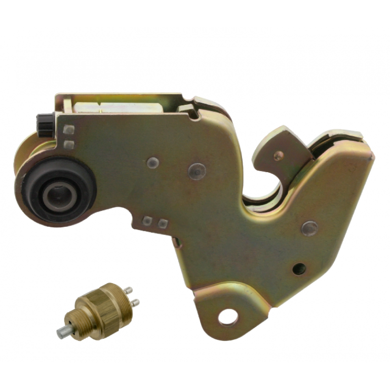 CAB LOCKING MECHANISM WITH SENSOR SWITCH