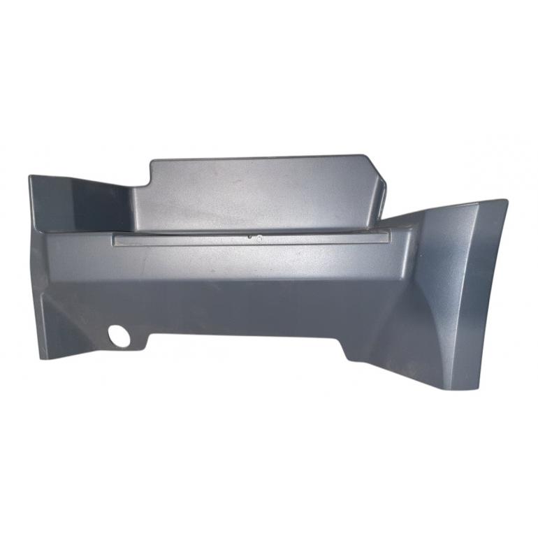 GREY CENTRE STEP SURROUND PASSENGER SIDE LH