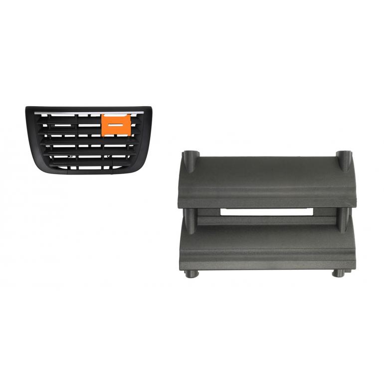 FRONT LOWER GRILLE STEP COVER PASSENGER SIDE LH