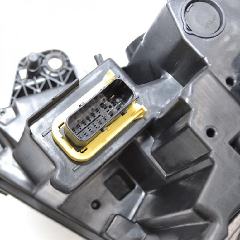 HALOGEN ELECTRIC ADJUST HEADLAMP WITH DRL DRIVER SIDE RH