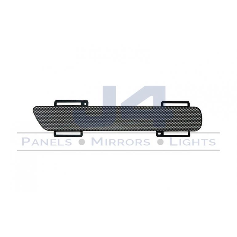 FRONT BUMPER CENTRE AIR VENT MESH DRIVER SIDE RH