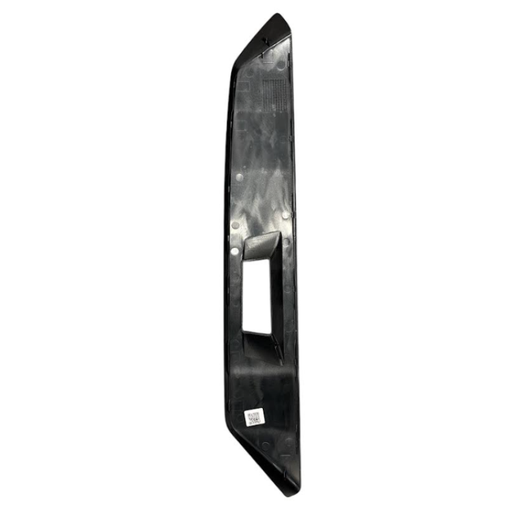 'PAINTED SILVER MIRROR ARM COVER PASSENGER SIDE LH