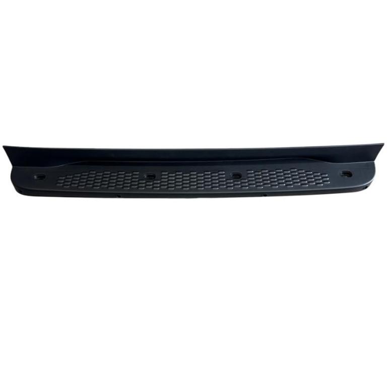 BLACK REAR CENTRAL FOOTSTEP WITH PARKASSIST (4 PDC BRACKETS)