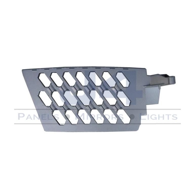 LOWER FOOTSTEP WITH TREAD PLATE PASSENGER SIDE LH