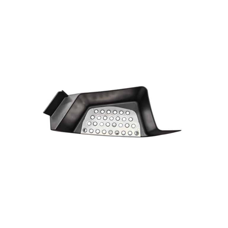 LOWER STEP SURROUND WITH TREAD PLATE PASSENGER SIDE LH