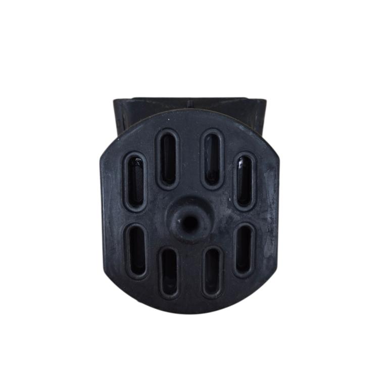 FRONT SUSPENSION LEAF SPRING SLIPPER