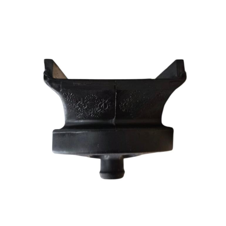FRONT SUSPENSION LEAF SPRING SLIPPER