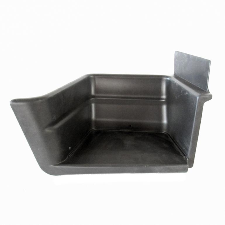 GREY LOWER SINGLE STEP SURROUND DRIVER SIDE RH