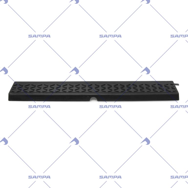 FRONT BUMPER TREAD PLATE