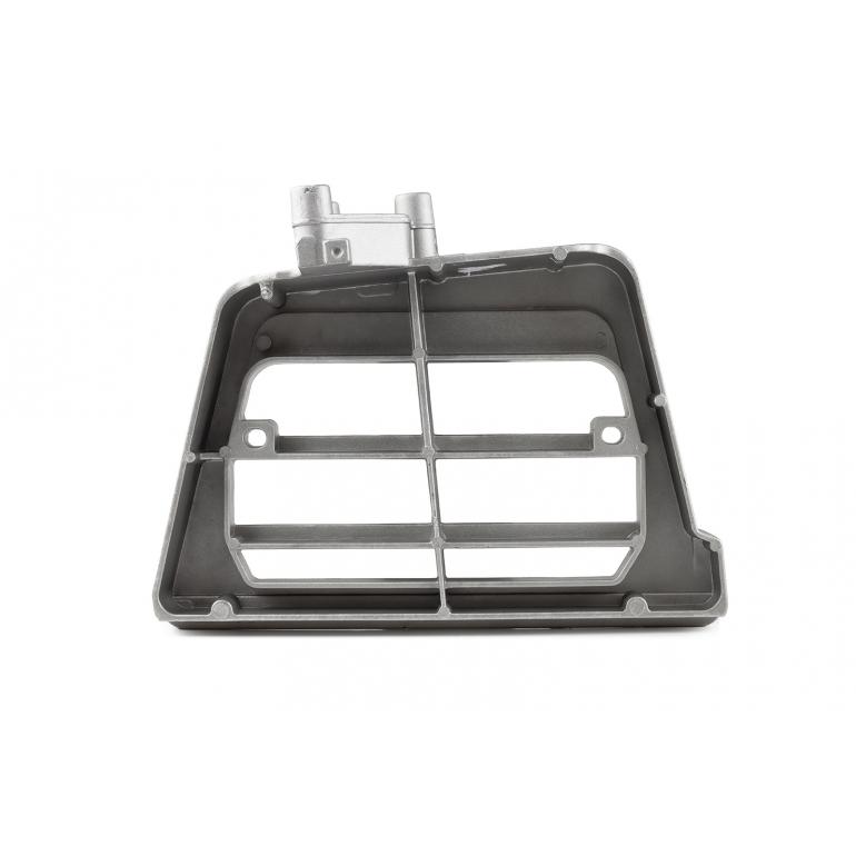 LOWER STEP SUPPORT BRACKET DRIVER SIDE RH