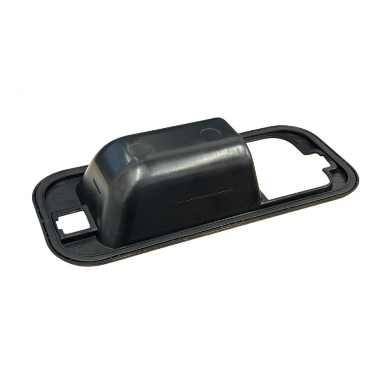 FRONT OUTER DOOR HANDLE HOUSING PASSENGER SIDE LH