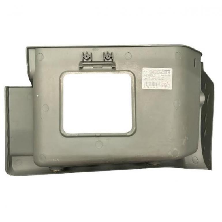 LOWER STEP SURROUND PASSENGER SIDE LH