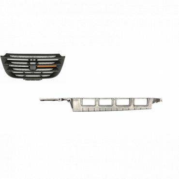 FRONT LOWER GRILLE TREAD PLATE PASSENGER SIDE LH