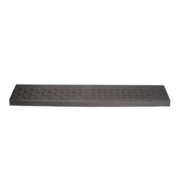 FRONT BUMPER TREAD PLATE