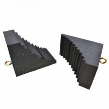 HEAVY DUTY RUBBER WHEEL CHOCKS (PAIR)