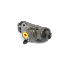 REAR WHEEL BRAKE CYLINDER