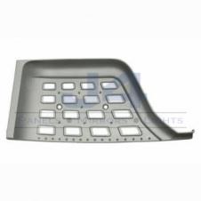 LOWER STEP TREAD PLATE PASSENGER SIDE LH