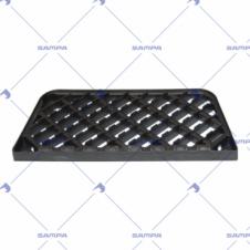 PLASTIC TREAD PLATE DRIVER SIDE RH