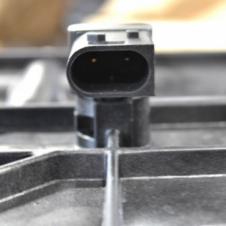 COOLANT EXPANSION HEADER TANK