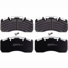 BRAKE PAD AXLE SET C/W FITTING KIT