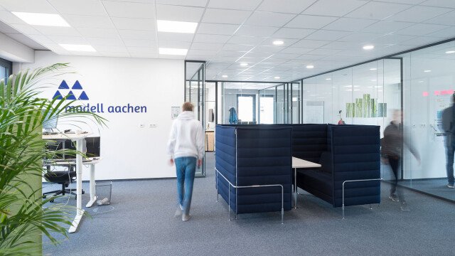 Arbeiten in moderner Umgebung.