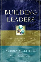 Building Leaders (Paperback)
