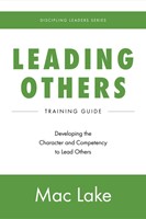 Leading Others (Paperback)