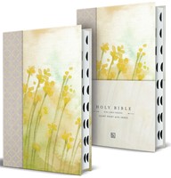 KJV Holy Bible, Yellow with Flowers, Giant Print, Indexed (Hard Cover)