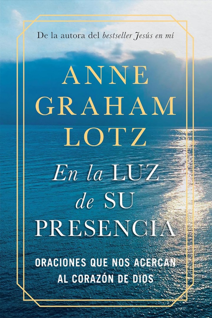 En La Luz De Su Presencia