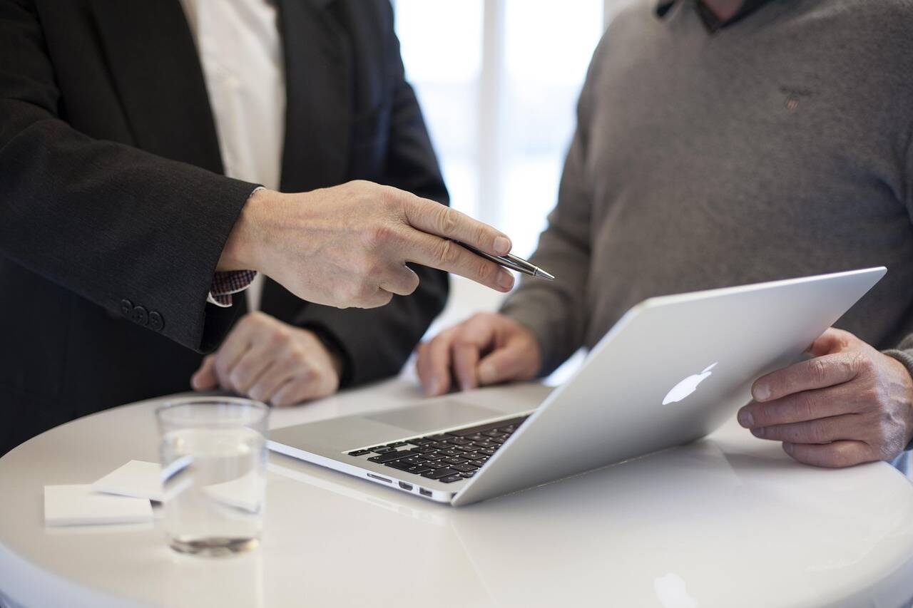 Immagine: consulting_Image by bertholdbrodersen from Pixabay