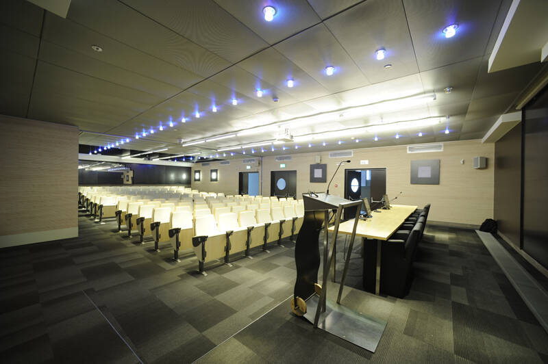 Immagine: fototonina_SALA AUDITORIUM_3