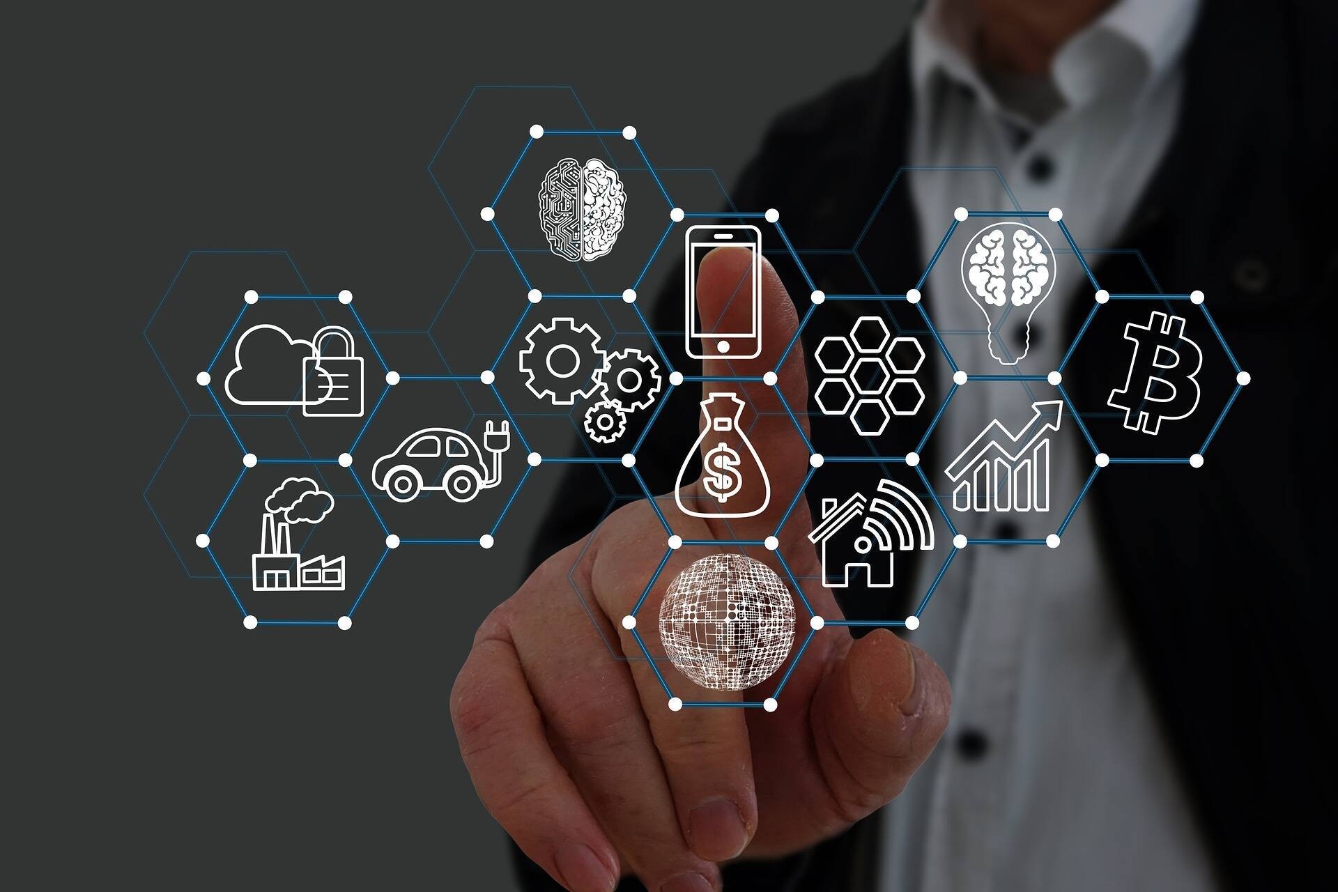 Immagine: smart city_Gerd Altmann_Pixabay