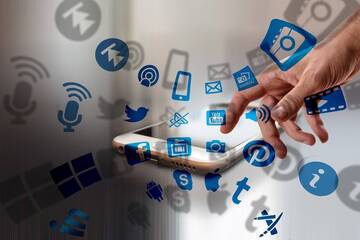 IT-Wallet: tre documenti digitali su app IO per i primi 50.000 cittadini IT-Wallet: tre documenti digitali su app IO per i primi 50.000 cittadini