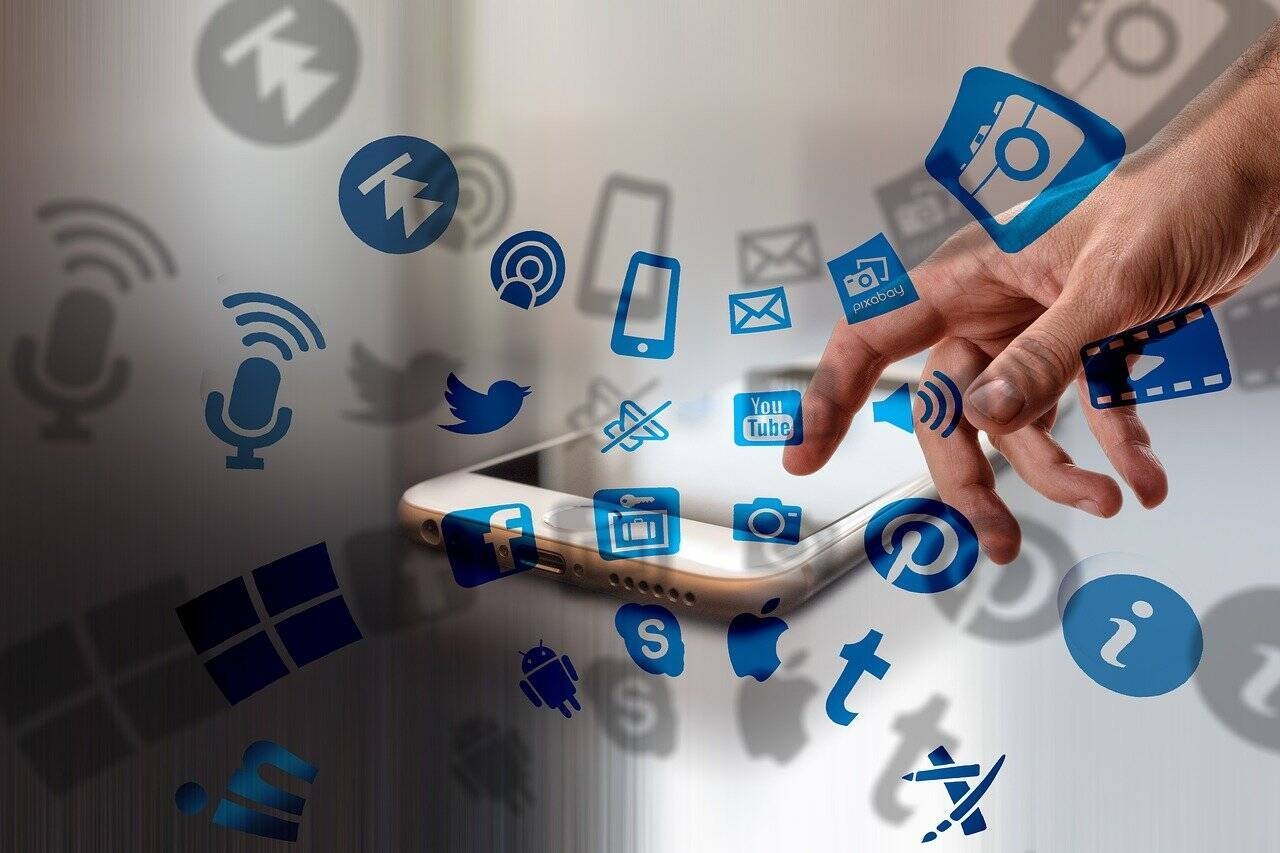 Immagine: social-media-Foto di Gerd Altmann da Pixabay